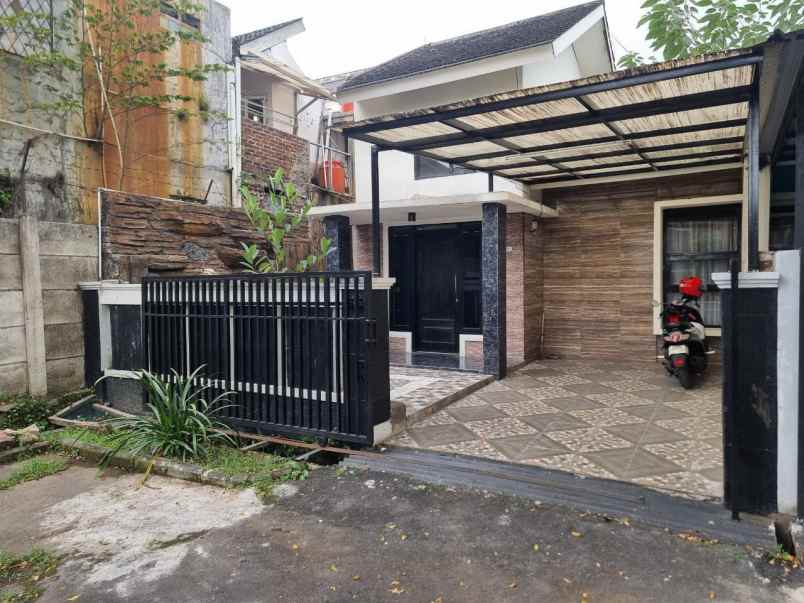 dijual rumah margasari