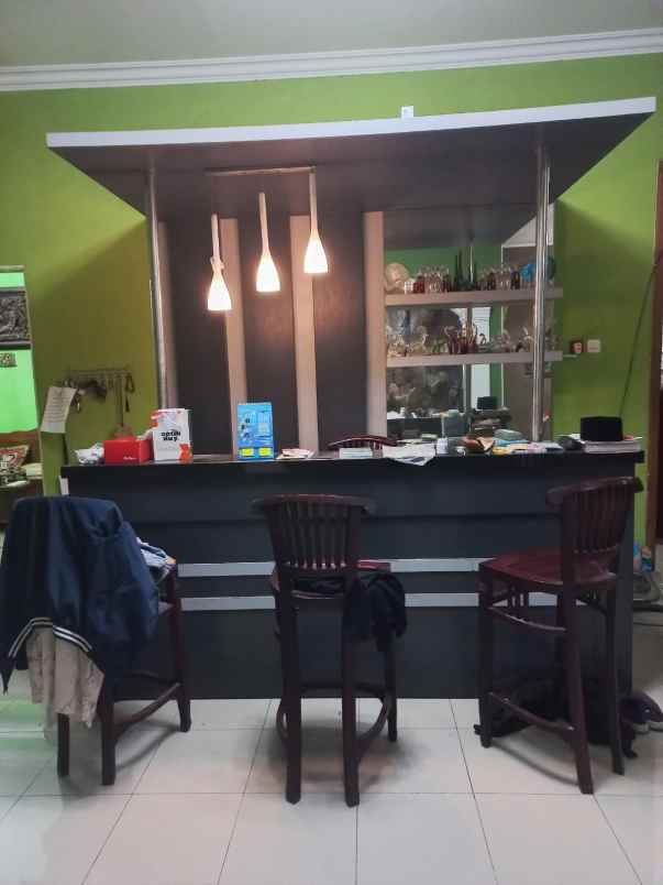 dijual rumah medokan