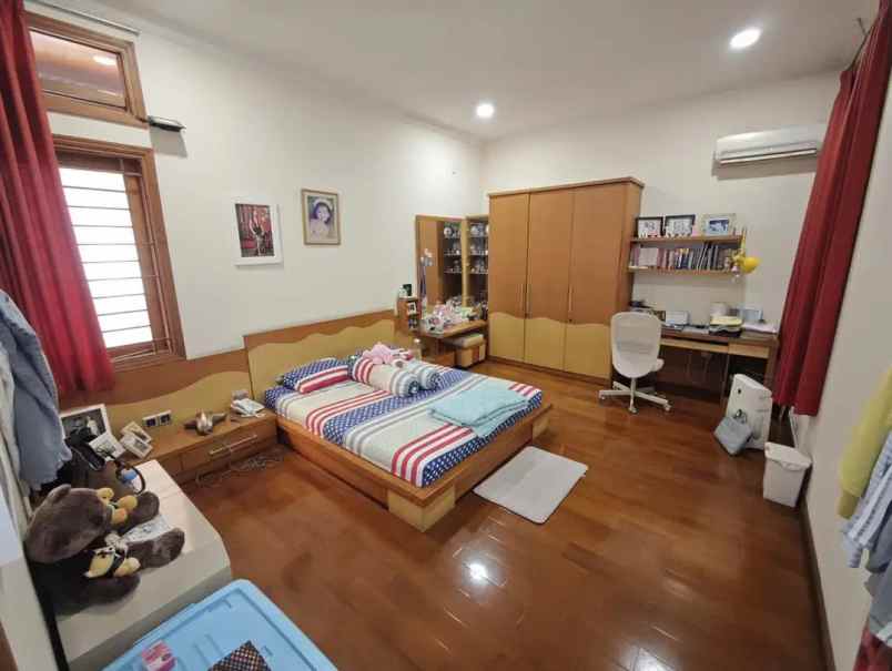 dijual rumah mekarwangi