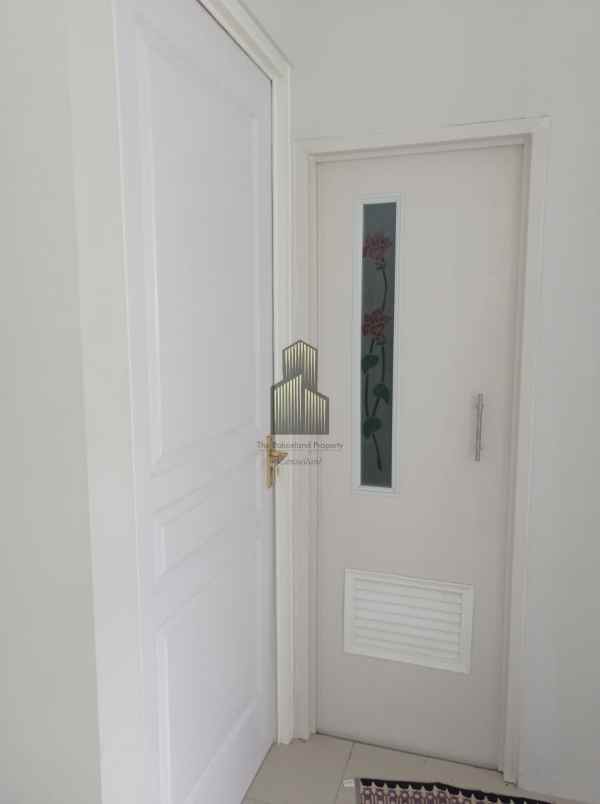 dijual rumah meteseh