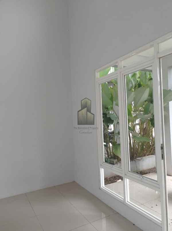 dijual rumah meteseh