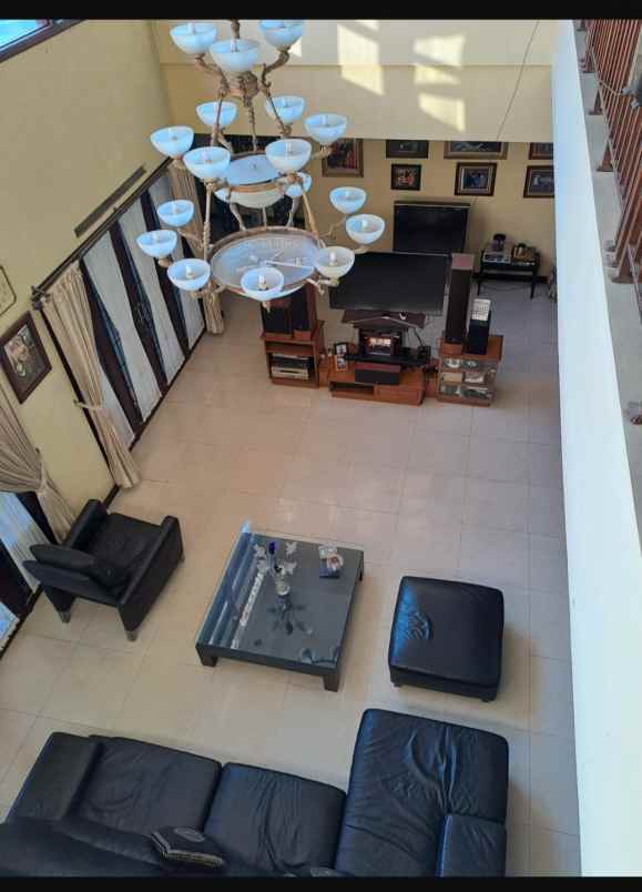 dijual rumah mewah lux di sayap dago bandung