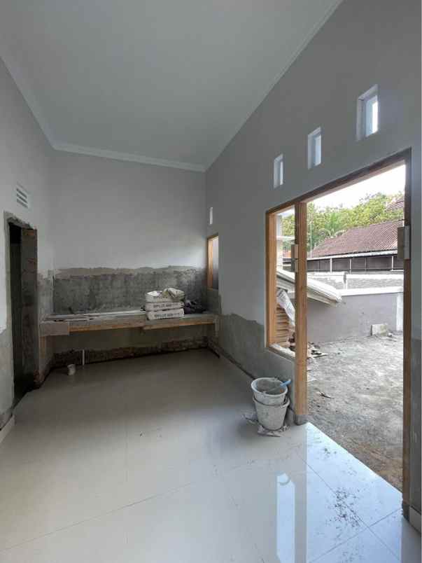 dijual rumah moyudan sleman yogyakarta