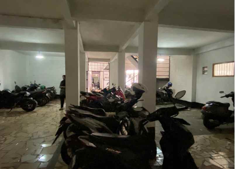 dijual rumah mulawarman raya