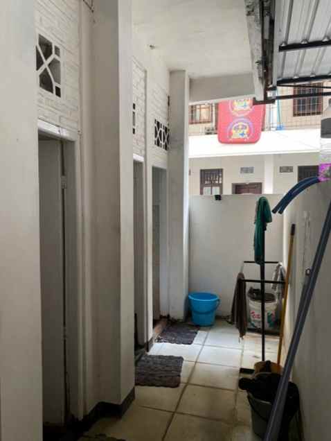 dijual rumah mulawarman raya