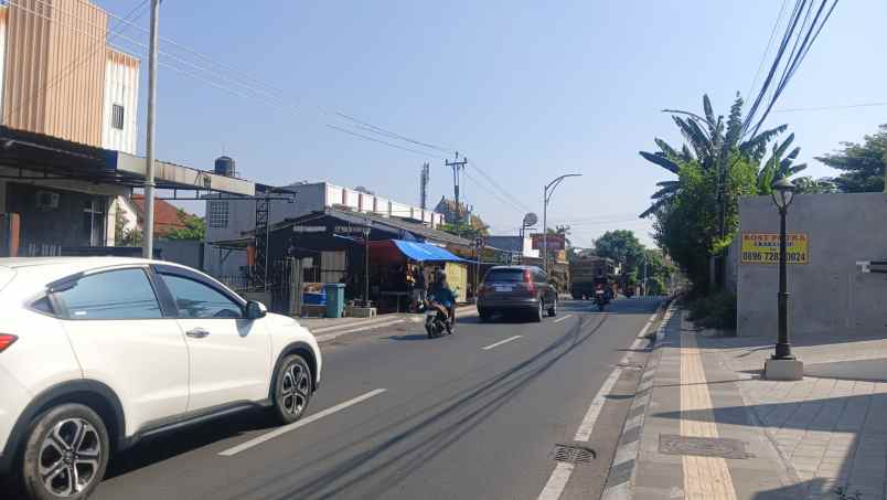 dijual rumah mulawarman raya