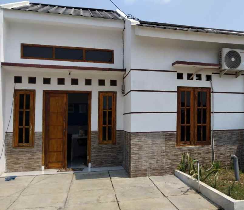 dijual rumah murah dekat stasiaun