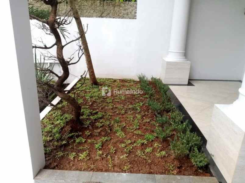 dijual rumah mustika jaya