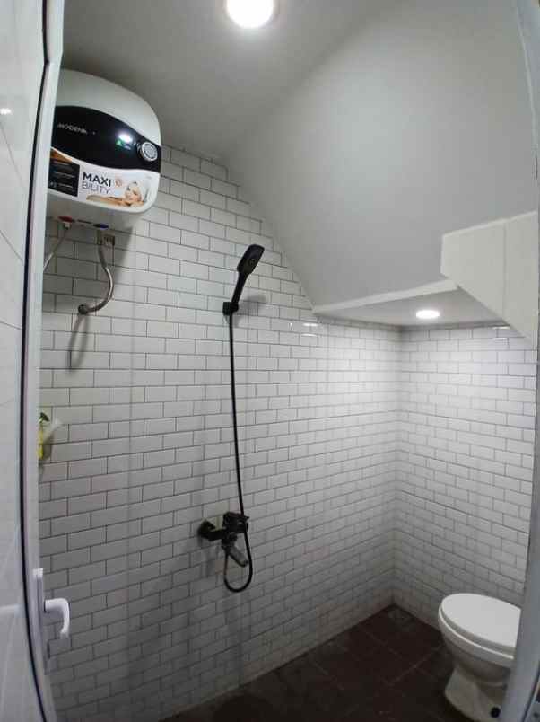 dijual rumah mutiara garden sariwangi