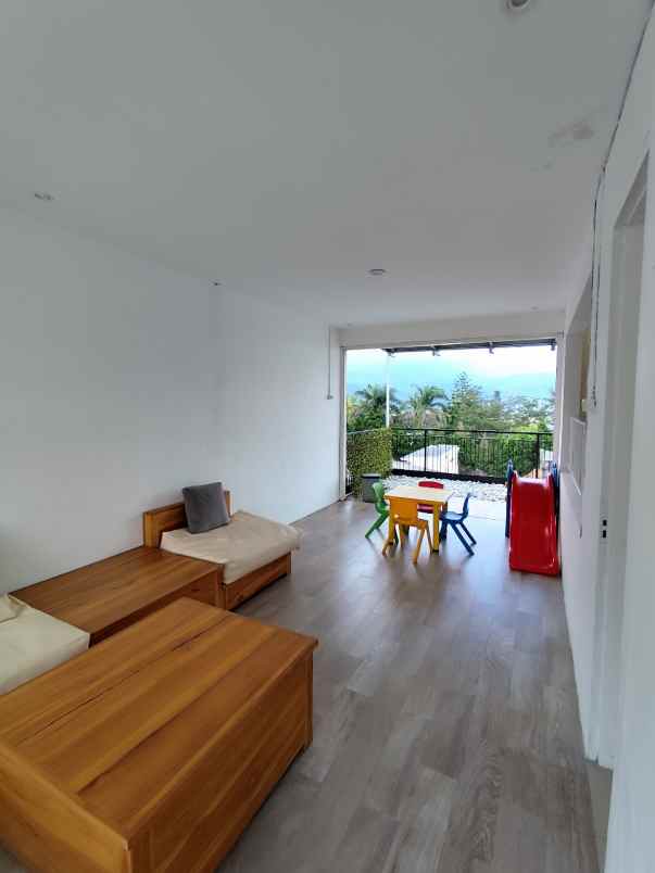 dijual rumah ngaglik