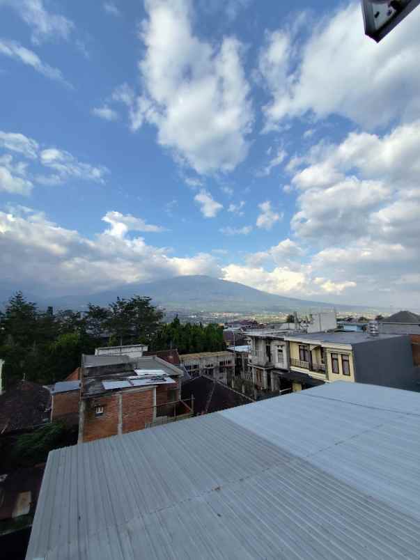 dijual rumah ngaglik