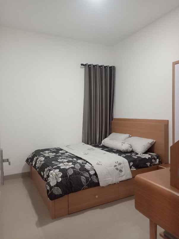 dijual rumah ngamprah