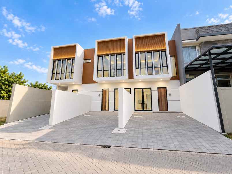 dijual rumah nirwana eksekutif