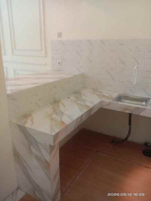 dijual rumah pakal madya surabaya