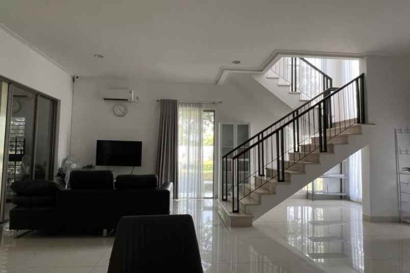 dijual rumah pantai indah kapuk cluster