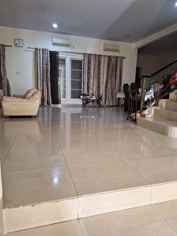 dijual rumah pantai indah kapuk cluster