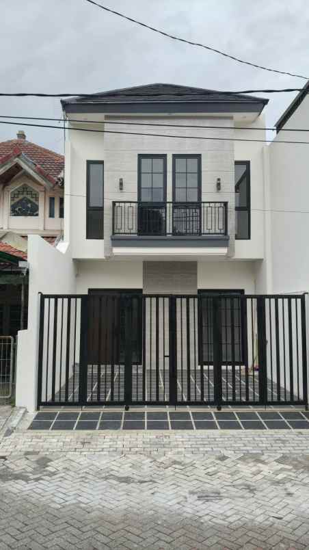 dijual rumah pantai mentari