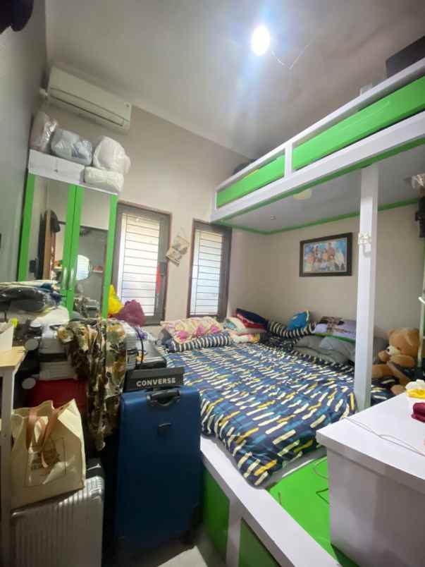 dijual rumah pantai mentari