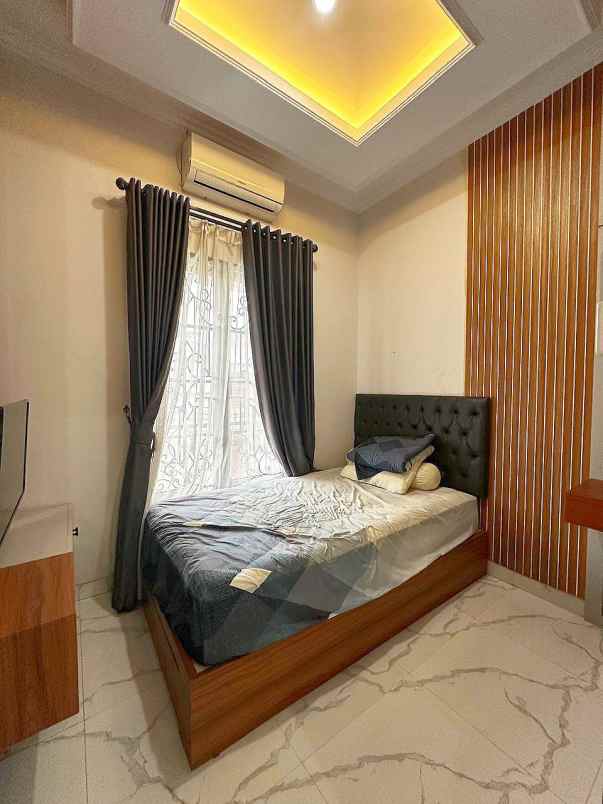 dijual rumah pejaten