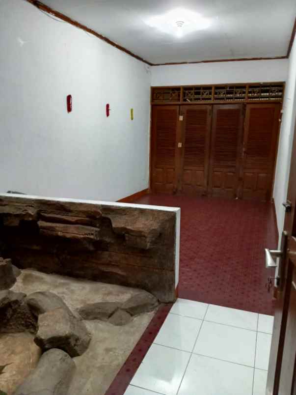 dijual rumah pejompongan