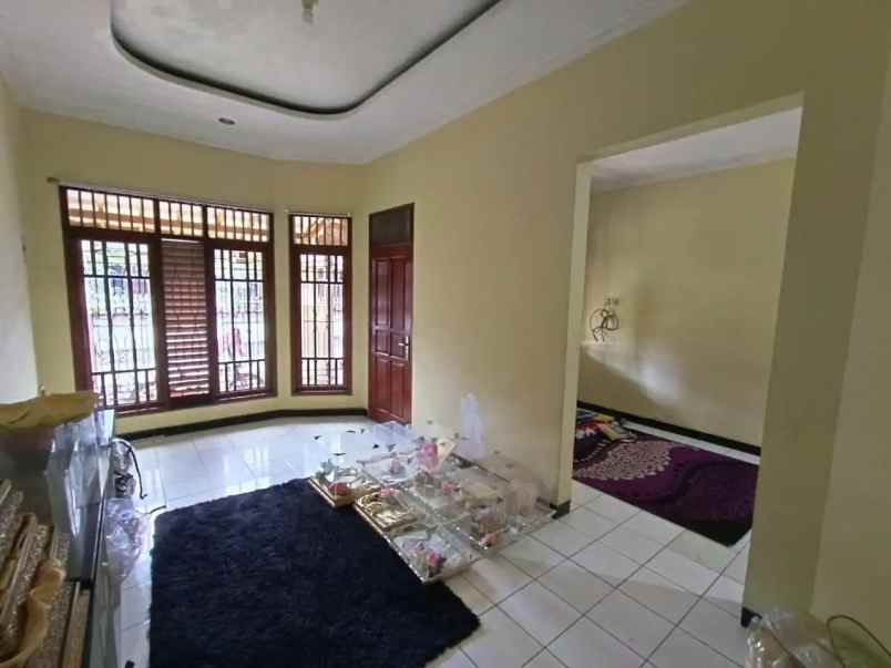 dijual rumah pekayon jaya