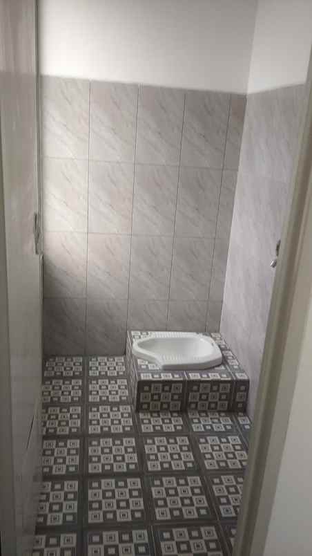 dijual rumah pengasinan sawangan depok