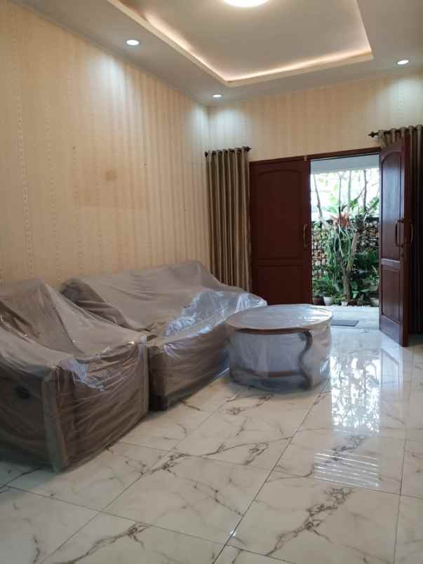 dijual rumah permata bumi cisaranten