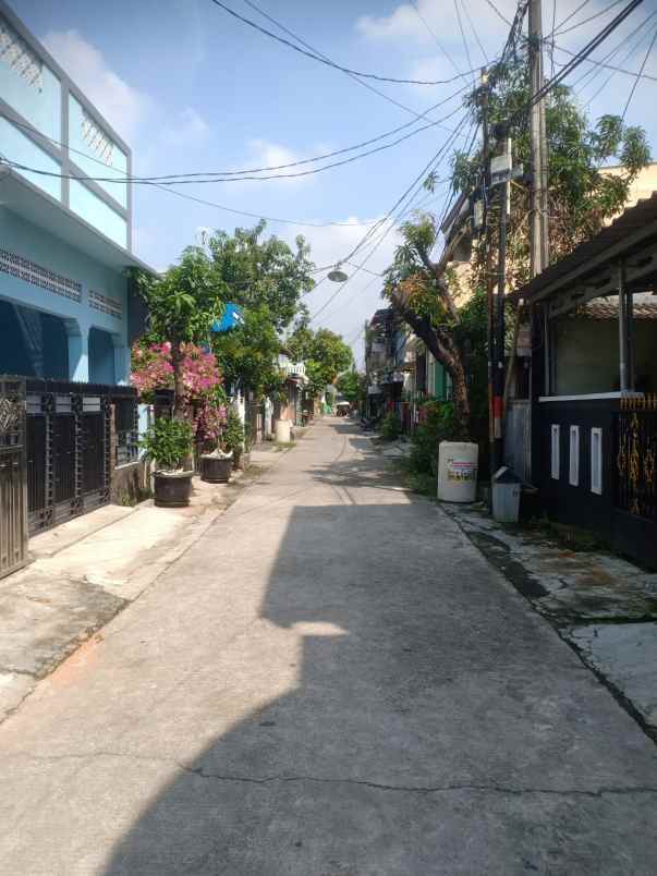 dijual rumah permata griya satria