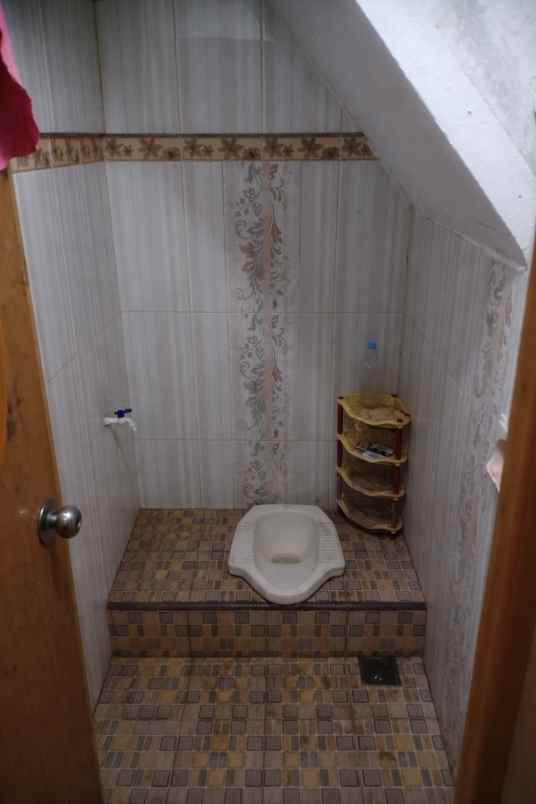 dijual rumah permata griya satria