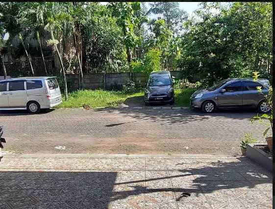 dijual rumah perum dukuh zamrud mustika