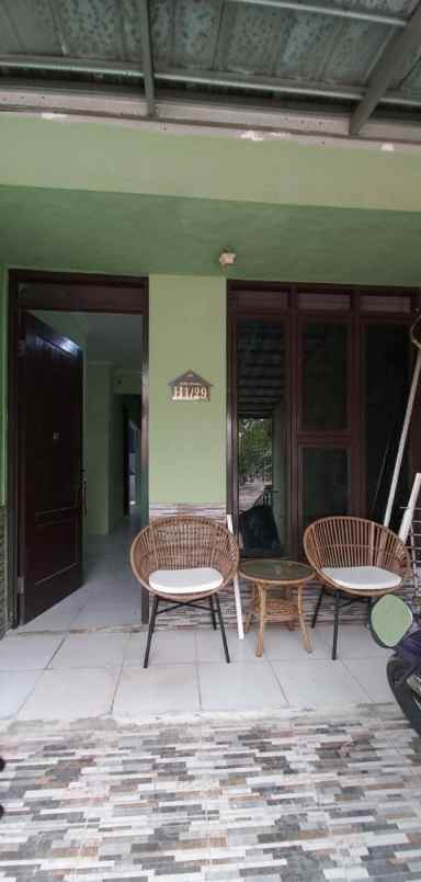 dijual rumah perum pesona laguna 2