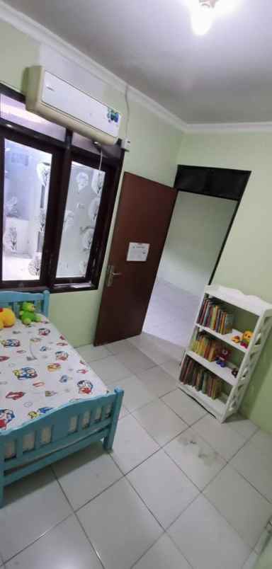 dijual rumah perum pesona laguna 2