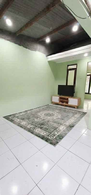 dijual rumah perum pesona laguna 2