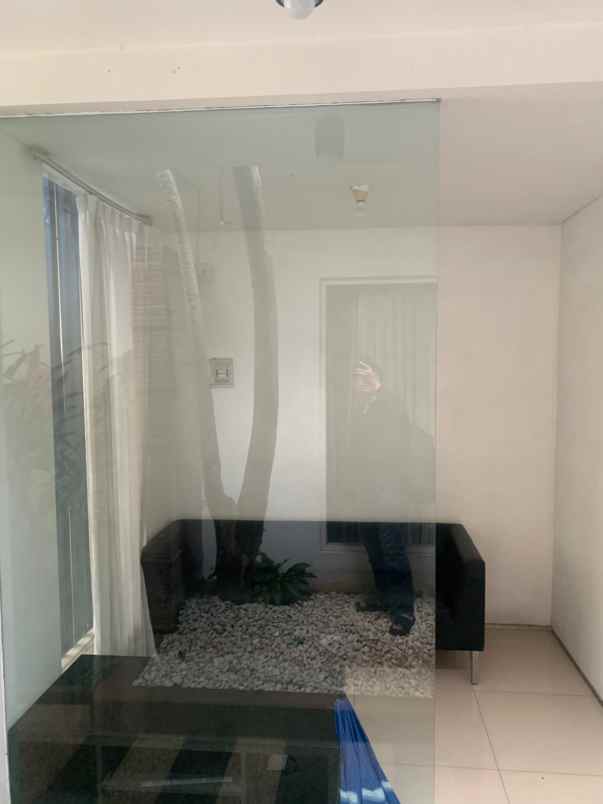 dijual rumah perumahan permata jingga