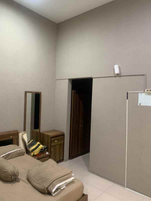dijual rumah perumahan permata jingga
