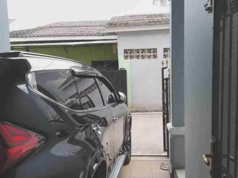 dijual rumah perumnas 1 kranji