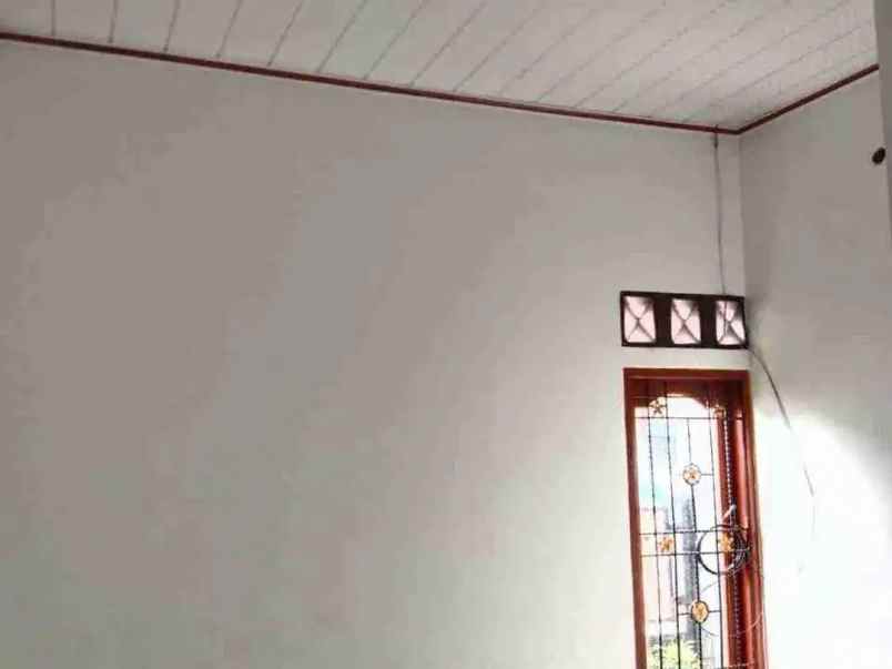dijual rumah perumnas 1 kranji