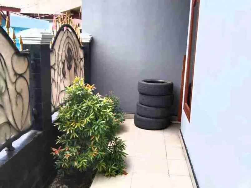 dijual rumah perumnas 1 kranji