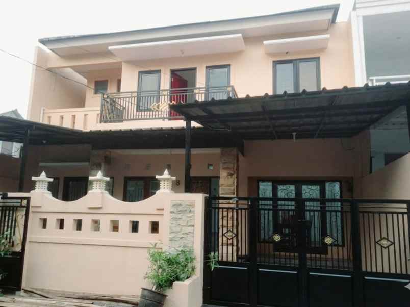 dijual rumah pisangan cirendeu ciputat