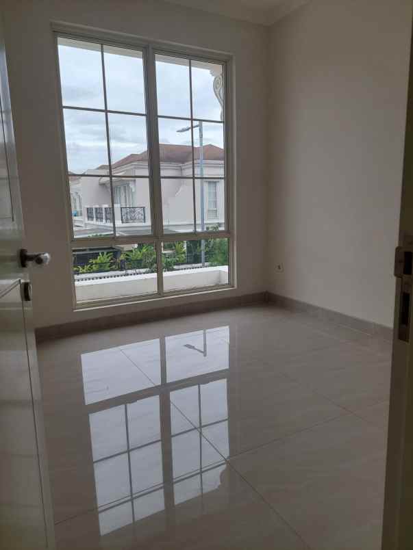 dijual rumah podomoro park bandung