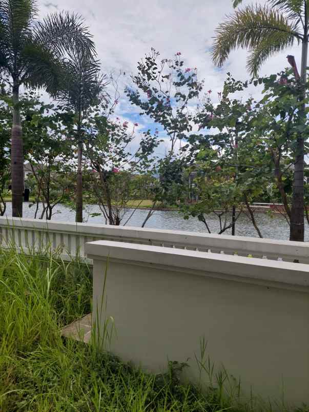 dijual rumah podomoro park bandung