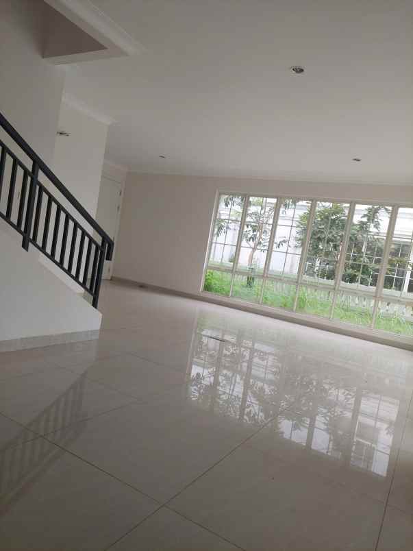 dijual rumah podomoro park bandung