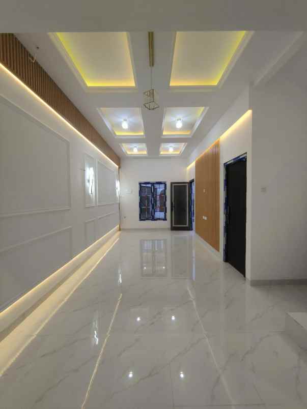 dijual rumah pondok bambu