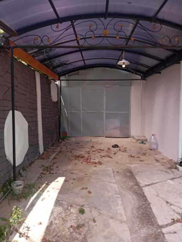 dijual rumah pondok bunga sariwangi
