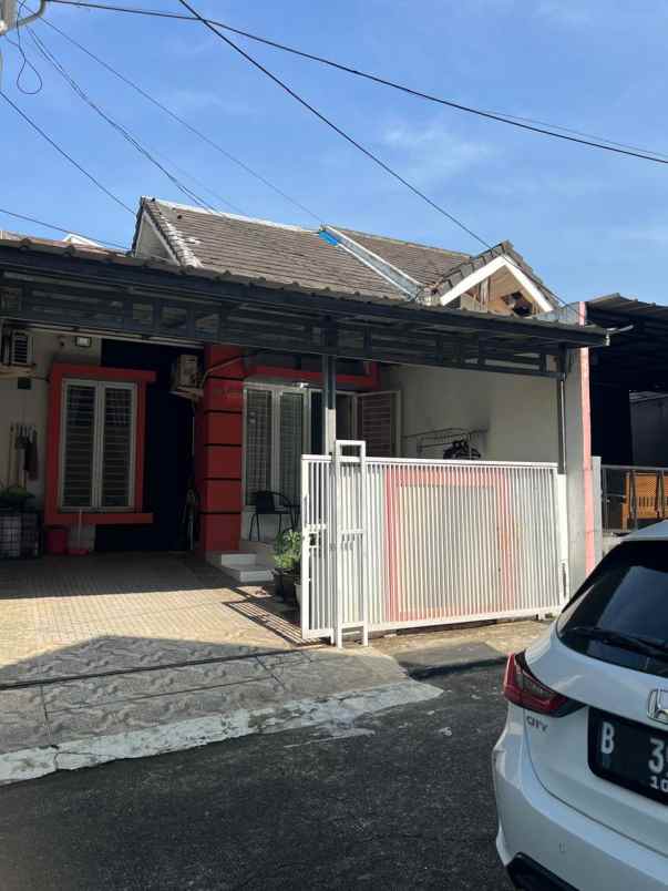 dijual rumah pondok cabe tangsel