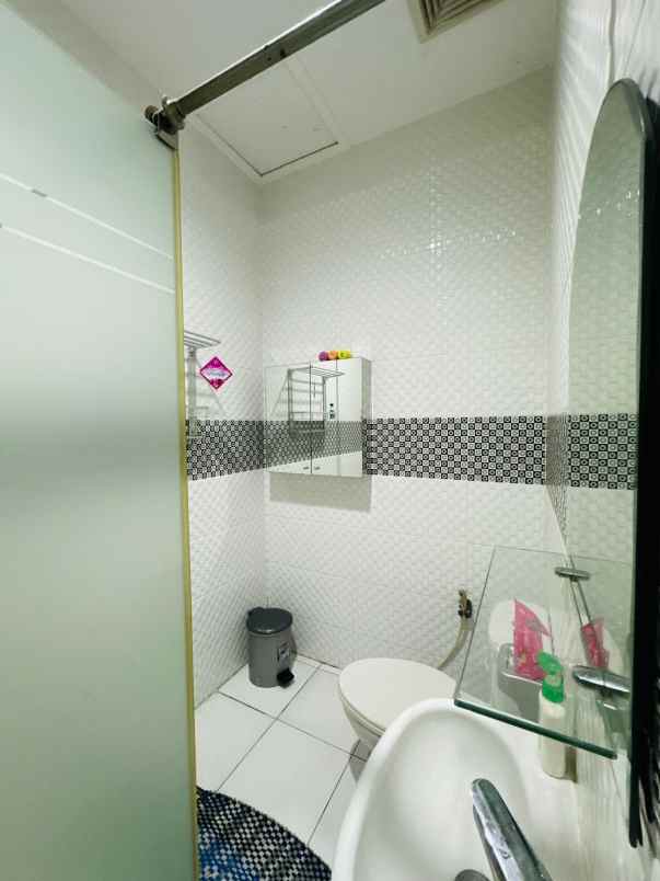 dijual rumah pondok cabe tangsel