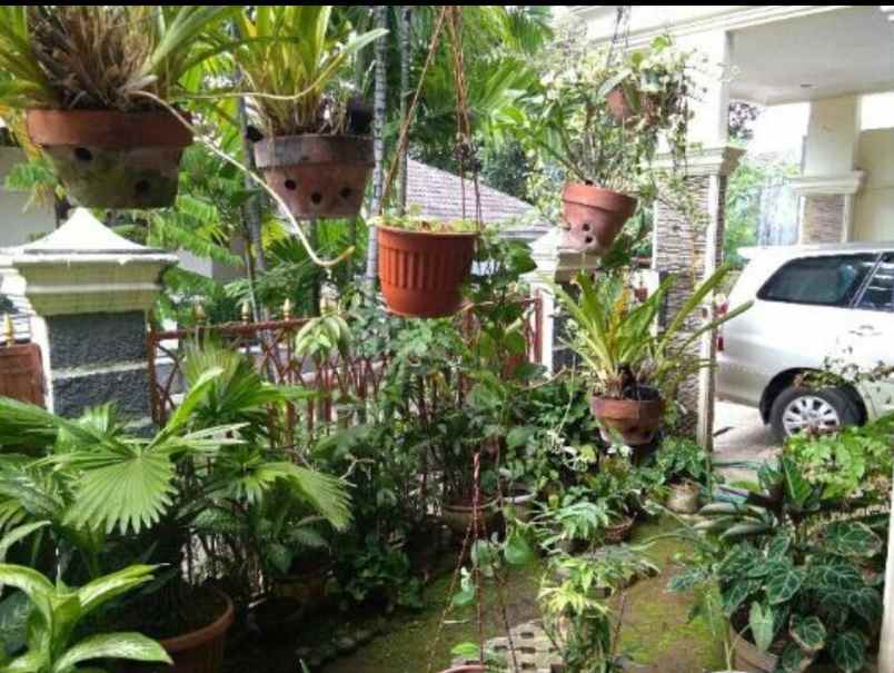 dijual rumah pondok gede