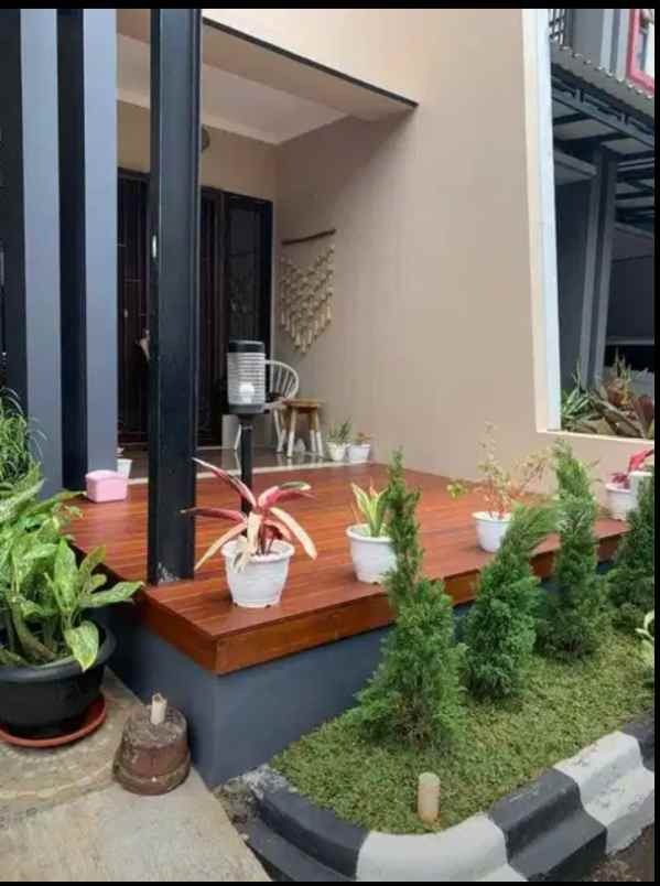 dijual rumah pondok gede