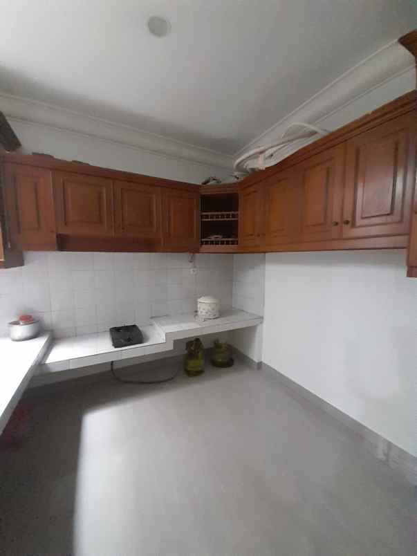 dijual rumah pondok kopi jaktim