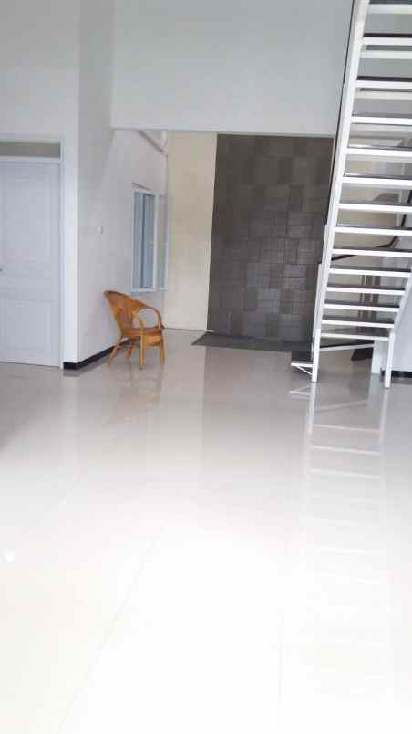 dijual rumah pondok nirwana baruk utara